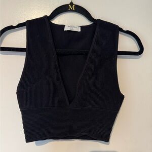 Babaton Black Fitted Sleeveless Crop Tank